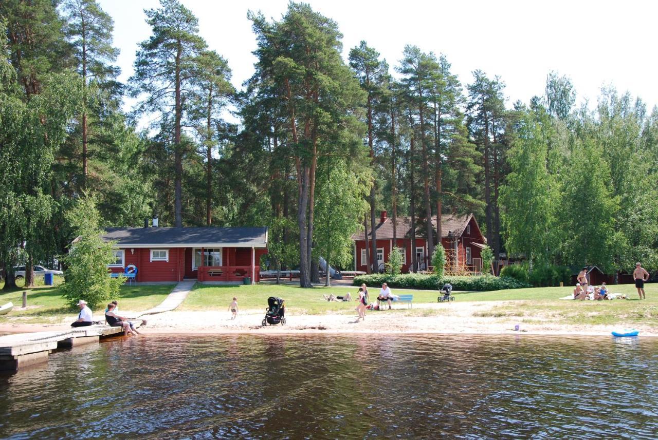 Camping Toivolansaari 伊卡利宁 外观 照片