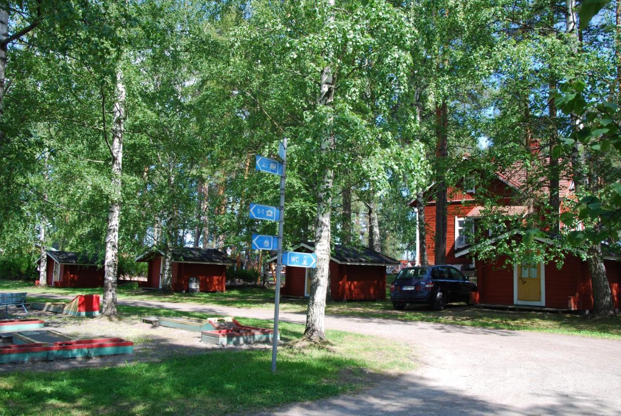 Camping Toivolansaari 伊卡利宁 外观 照片