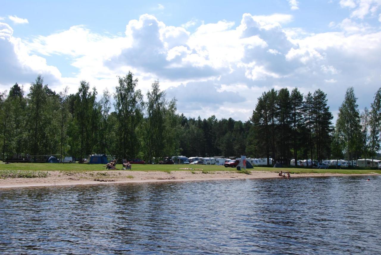 Camping Toivolansaari 伊卡利宁 外观 照片